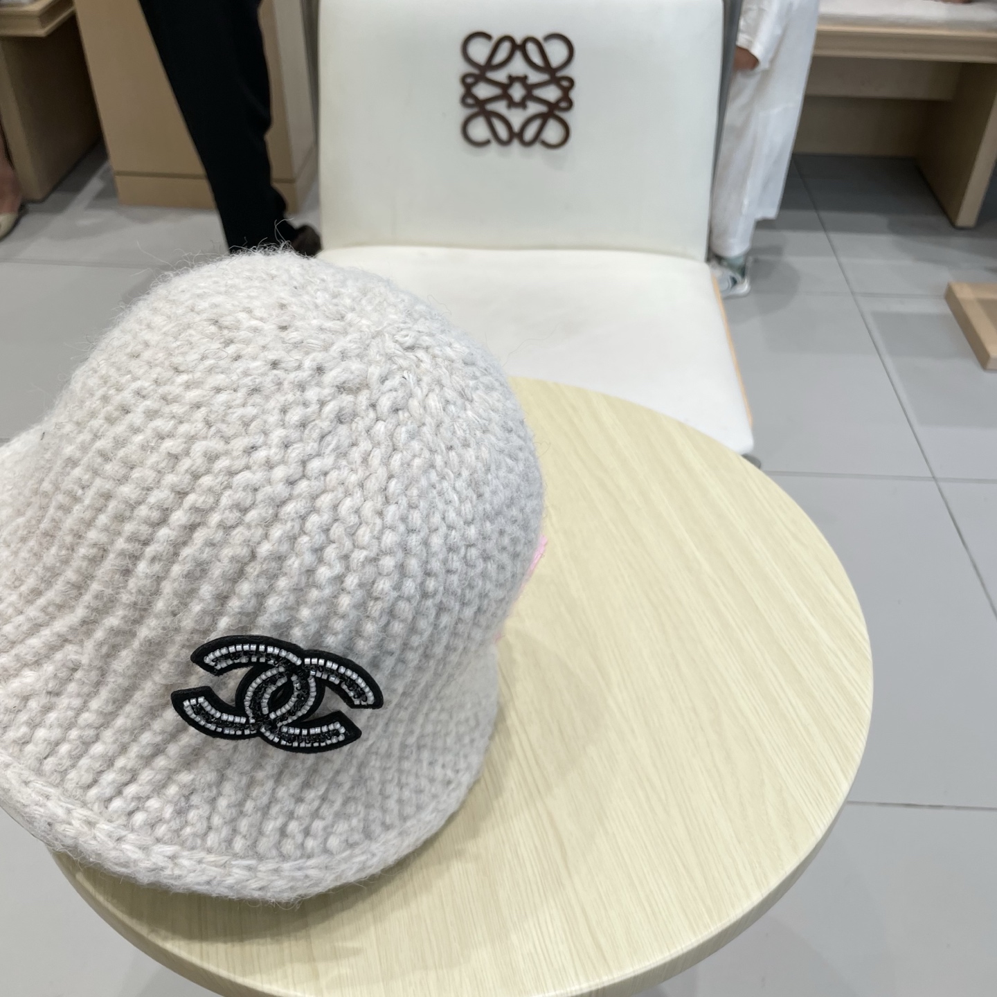 chanel香奈儿围保暖水桶帽子女士2025新款秋冬纯色加厚渔夫盆帽显脸小