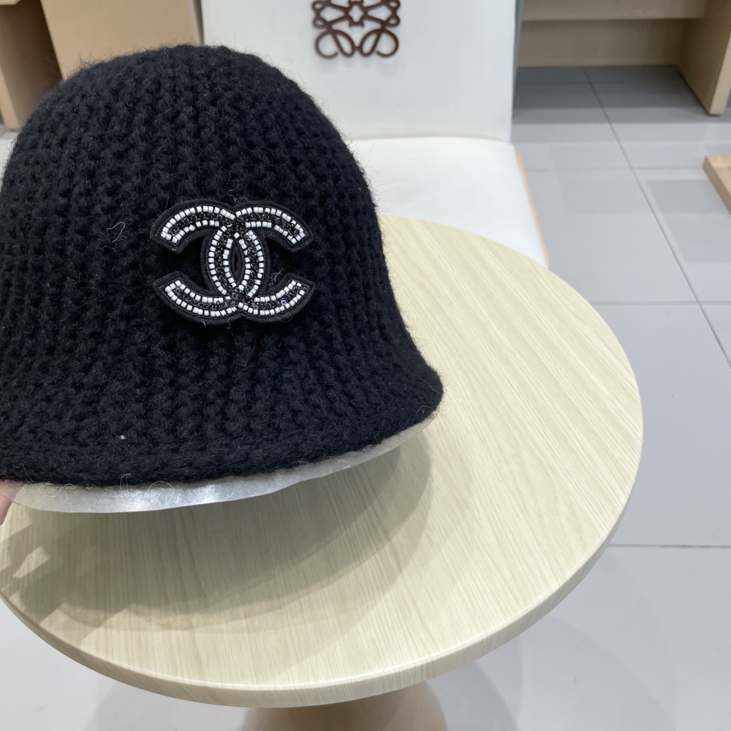 chanel香奈儿围保暖水桶帽子女士2025新款秋冬纯色加厚渔夫盆帽显脸小