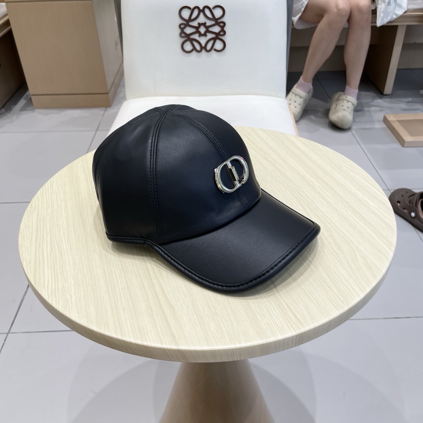 迪奥DIOR秋冬新款韩版纯色绵羊皮棒球帽男女高端时尚简约百搭显脸小鸭舌帽