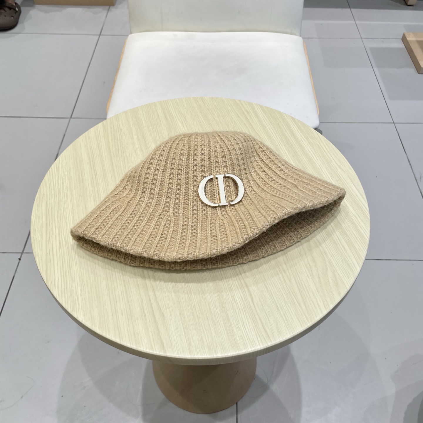 Dior迪奥日系复古纯色水桶帽子女百搭毛绒针织渔夫帽冬季保暖显脸小盆帽女