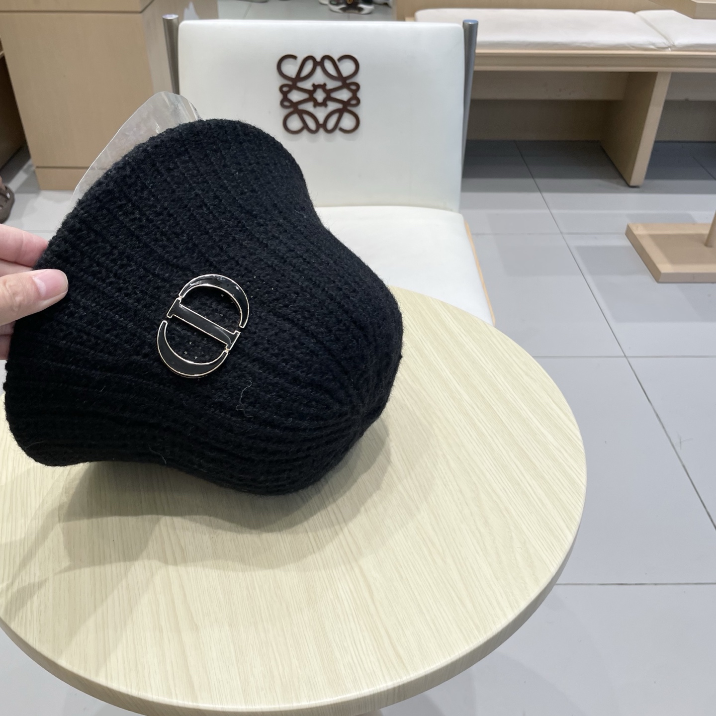 Dior迪奥日系复古纯色水桶帽子女百搭毛绒针织渔夫帽冬季保暖显脸小盆帽女