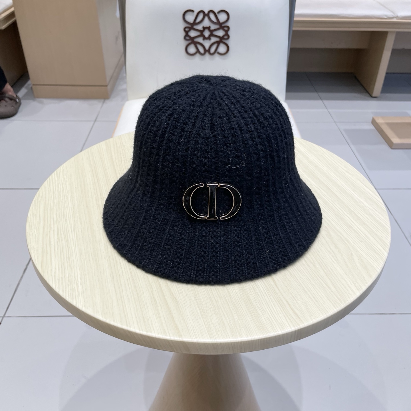 Dior迪奥日系复古纯色水桶帽子女百搭毛绒针织渔夫帽冬季保暖显脸小盆帽女