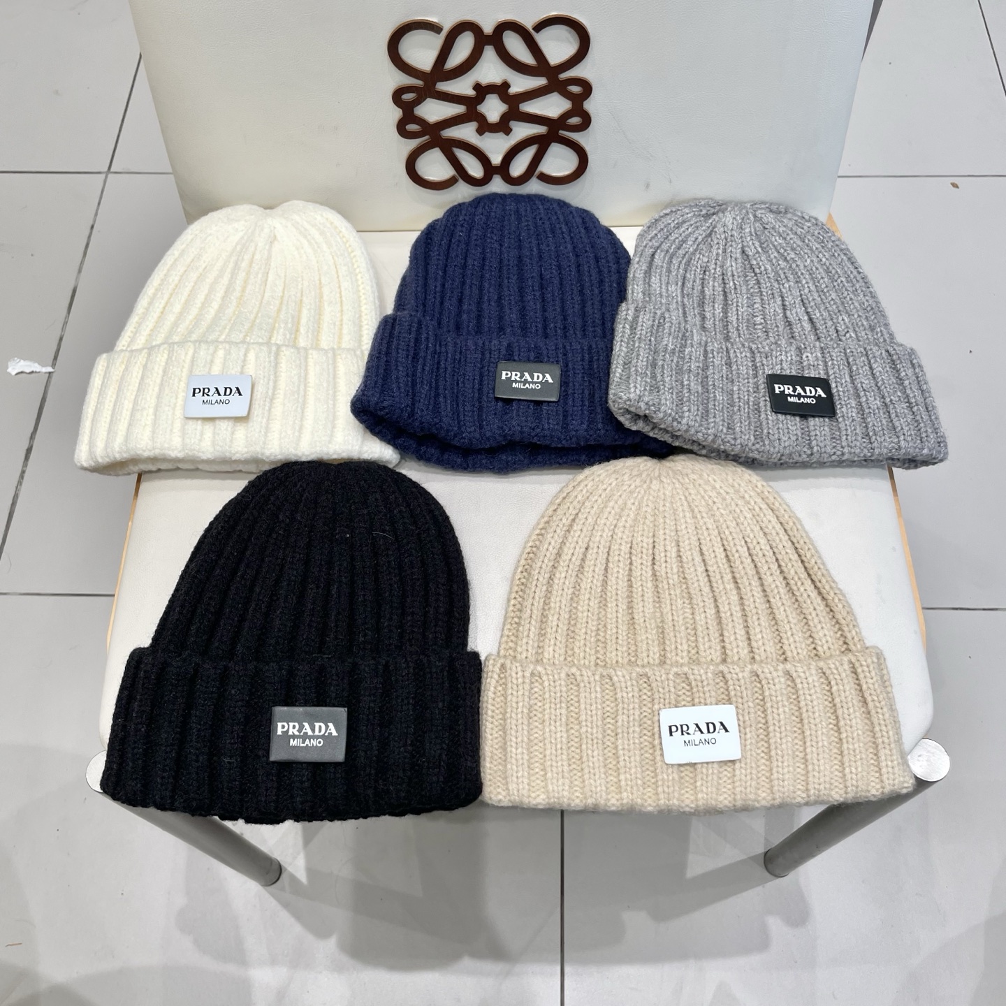 普拉达🐰秋冬毛线帽简直质感从头开始了！巨推荐大家这顶不管什么类型的衣服都好配💖休闲和甜美都能牢牢拿捏