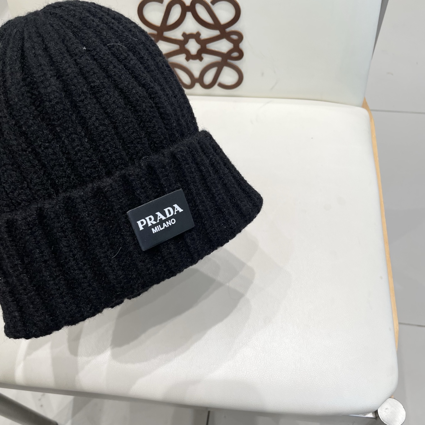 普拉达🐰秋冬毛线帽简直质感从头开始了！巨推荐大家这顶不管什么类型的衣服都好配💖休闲和甜美都能牢牢拿捏