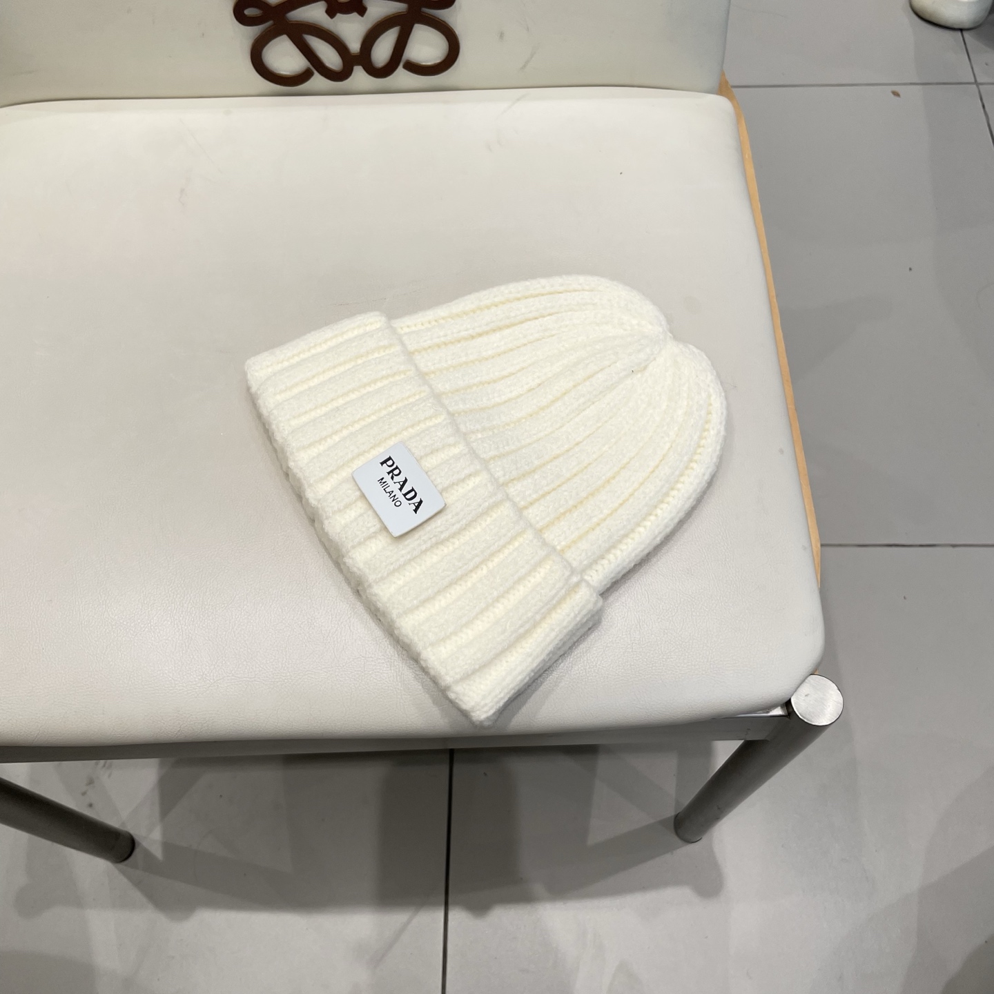 普拉达🐰秋冬毛线帽简直质感从头开始了！巨推荐大家这顶不管什么类型的衣服都好配💖休闲和甜美都能牢牢拿捏