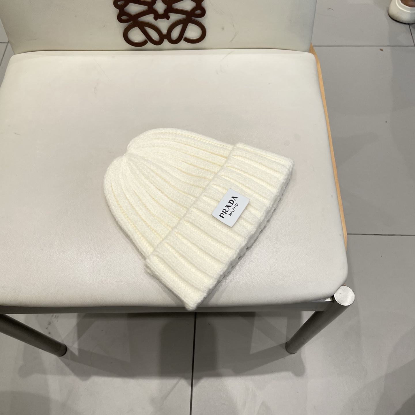 普拉达🐰秋冬毛线帽简直质感从头开始了！巨推荐大家这顶不管什么类型的衣服都好配💖休闲和甜美都能牢牢拿捏