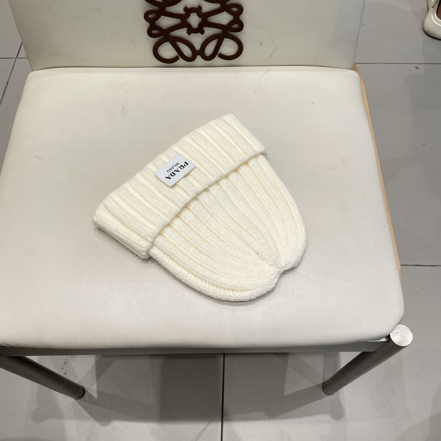 普拉达🐰秋冬毛线帽简直质感从头开始了！巨推荐大家这顶不管什么类型的衣服都好配💖休闲和甜美都能牢牢拿捏