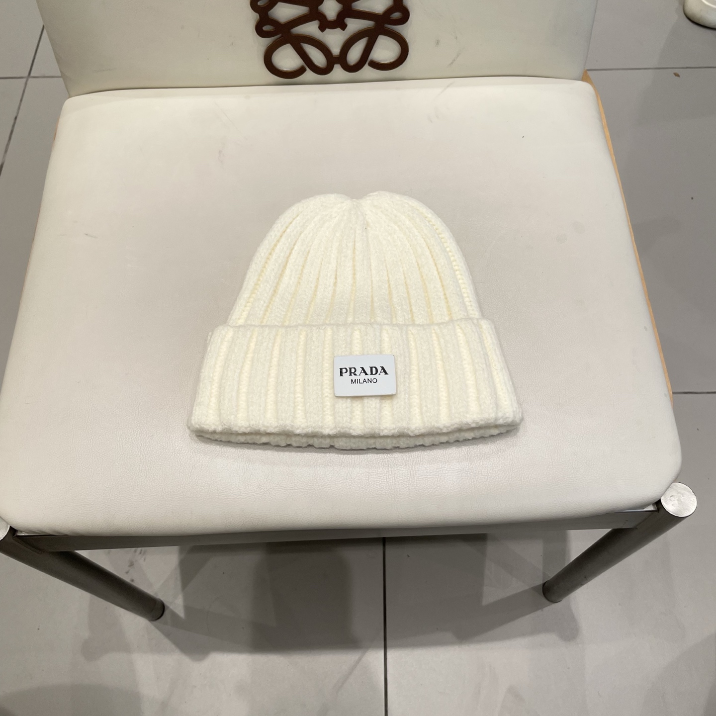 普拉达🐰秋冬毛线帽简直质感从头开始了！巨推荐大家这顶不管什么类型的衣服都好配💖休闲和甜美都能牢牢拿捏