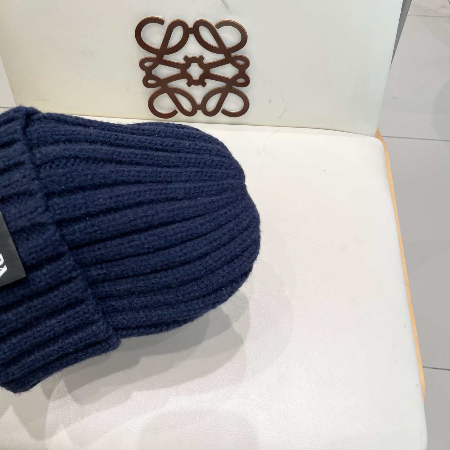 普拉达🐰秋冬毛线帽简直质感从头开始了！巨推荐大家这顶不管什么类型的衣服都好配💖休闲和甜美都能牢牢拿捏