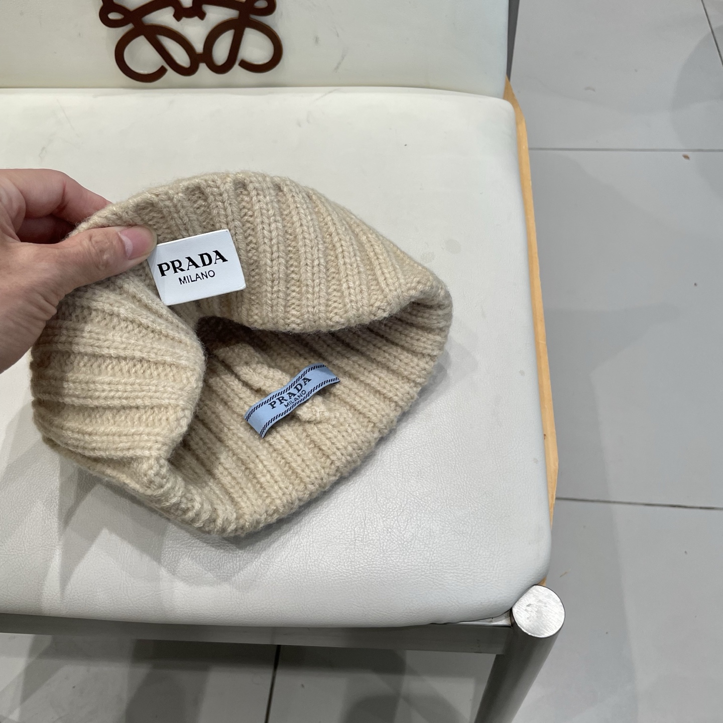 普拉达🐰秋冬毛线帽简直质感从头开始了！巨推荐大家这顶不管什么类型的衣服都好配💖休闲和甜美都能牢牢拿捏