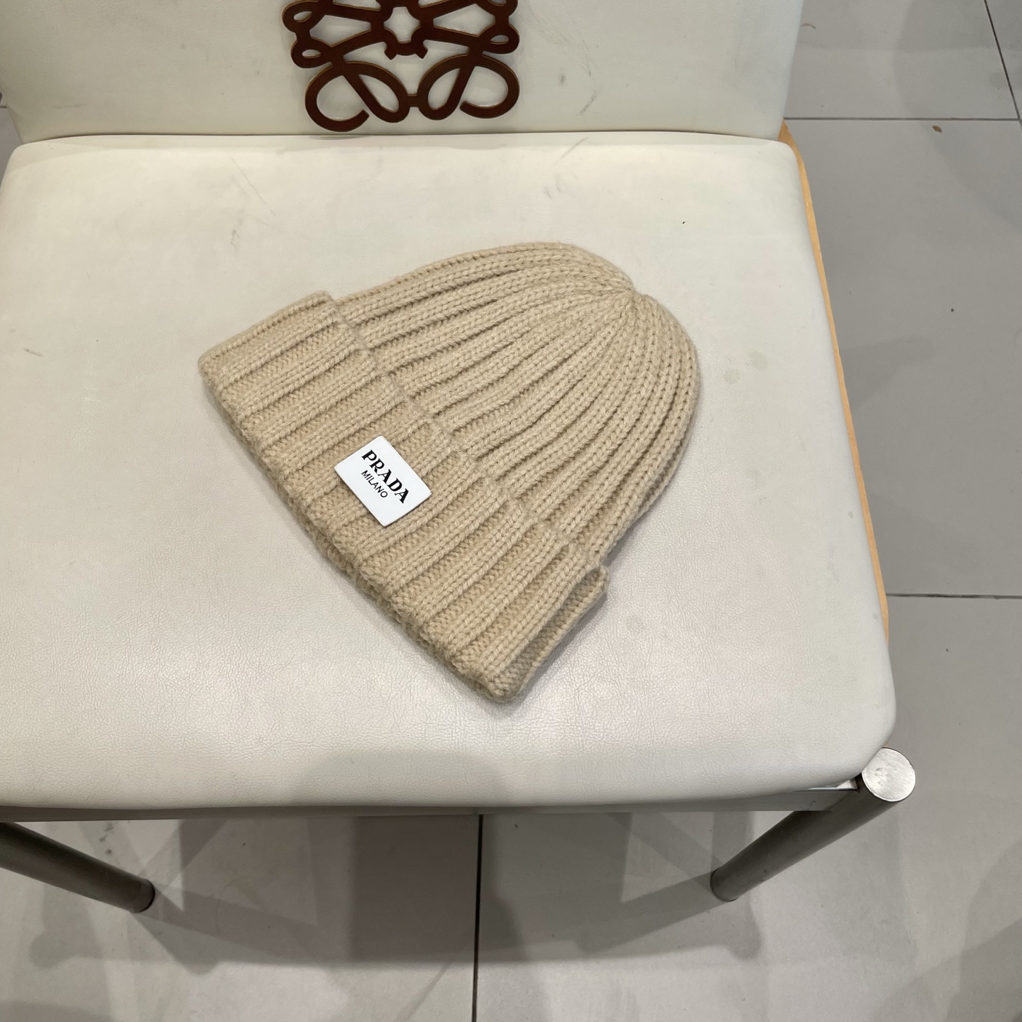 普拉达🐰秋冬毛线帽简直质感从头开始了！巨推荐大家这顶不管什么类型的衣服都好配💖休闲和甜美都能牢牢拿捏