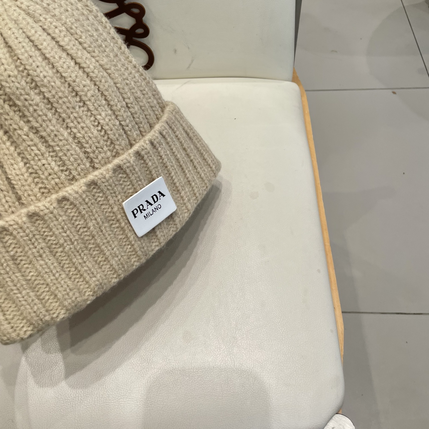 普拉达🐰秋冬毛线帽简直质感从头开始了！巨推荐大家这顶不管什么类型的衣服都好配💖休闲和甜美都能牢牢拿捏