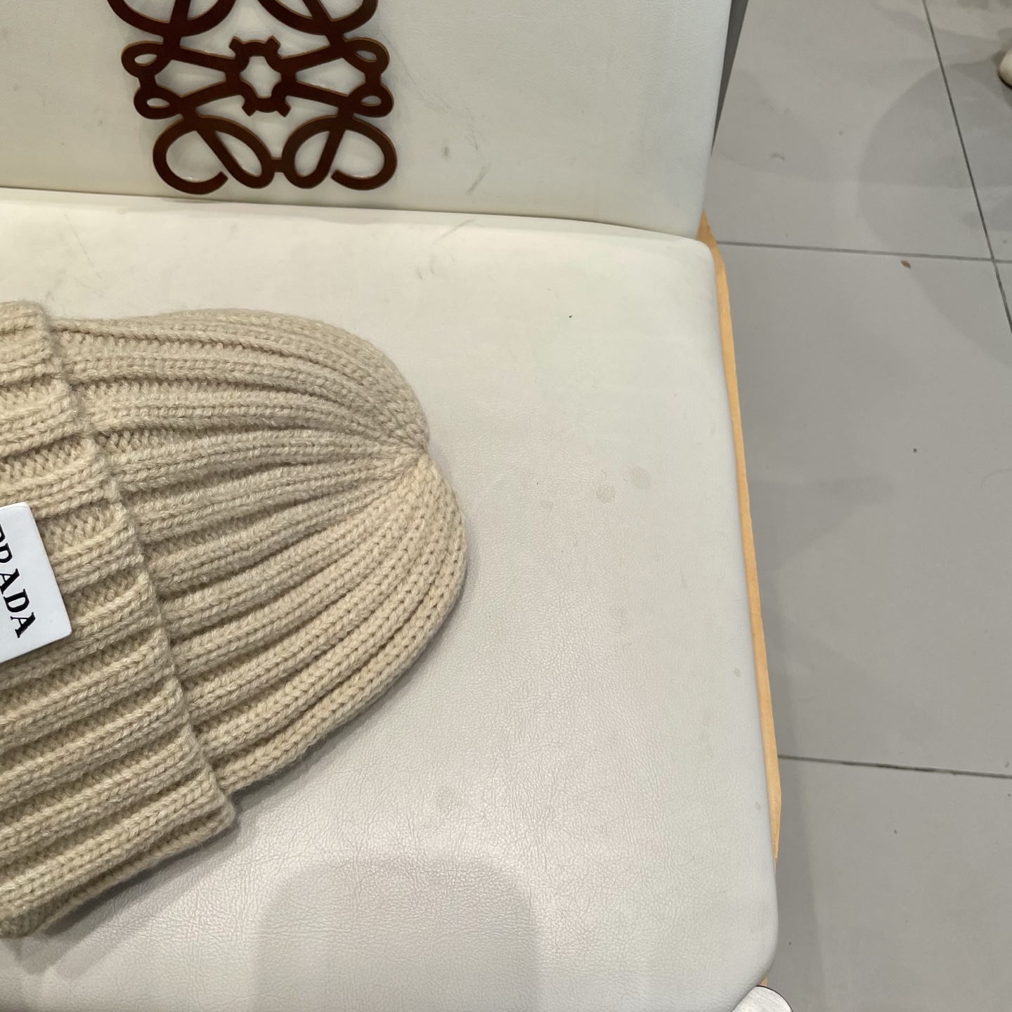 普拉达🐰秋冬毛线帽简直质感从头开始了！巨推荐大家这顶不管什么类型的衣服都好配💖休闲和甜美都能牢牢拿捏