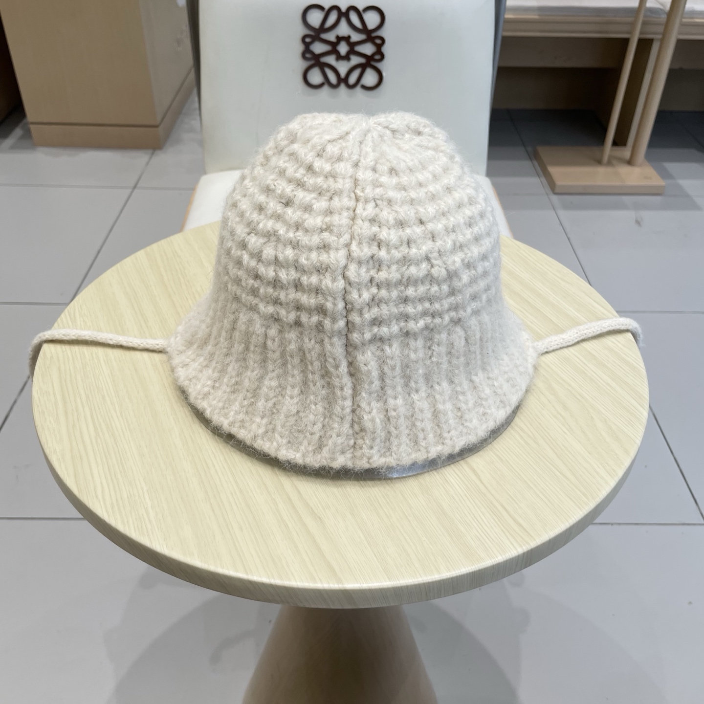 Prada普拉达美拉德风秋冬百搭渔夫帽子女韩系ins保暖护耳毛线针织帽棕色