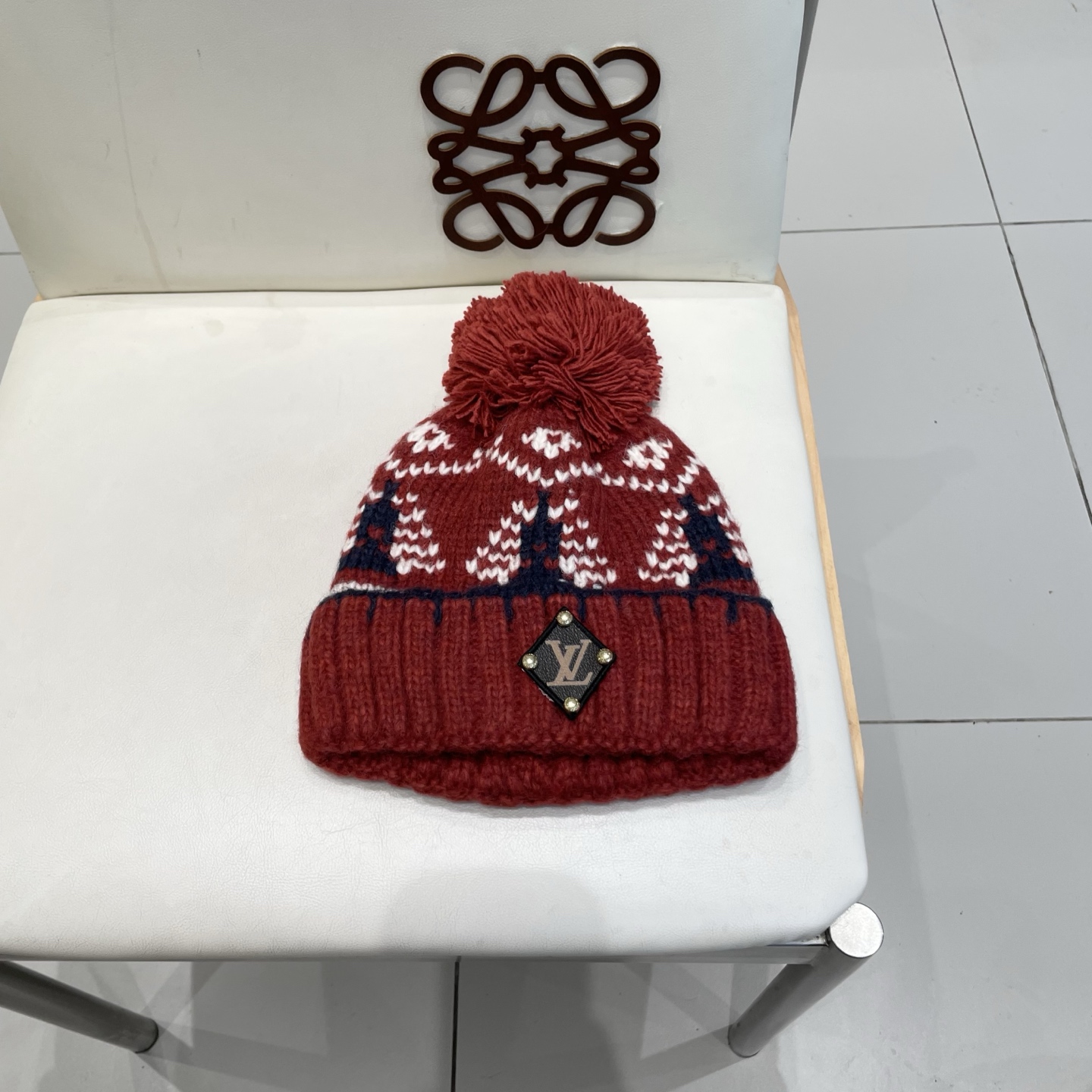 Lv路易威登复古提花毛球针织帽子女2025新款秋冬季保暖护耳显脸小防寒毛线帽