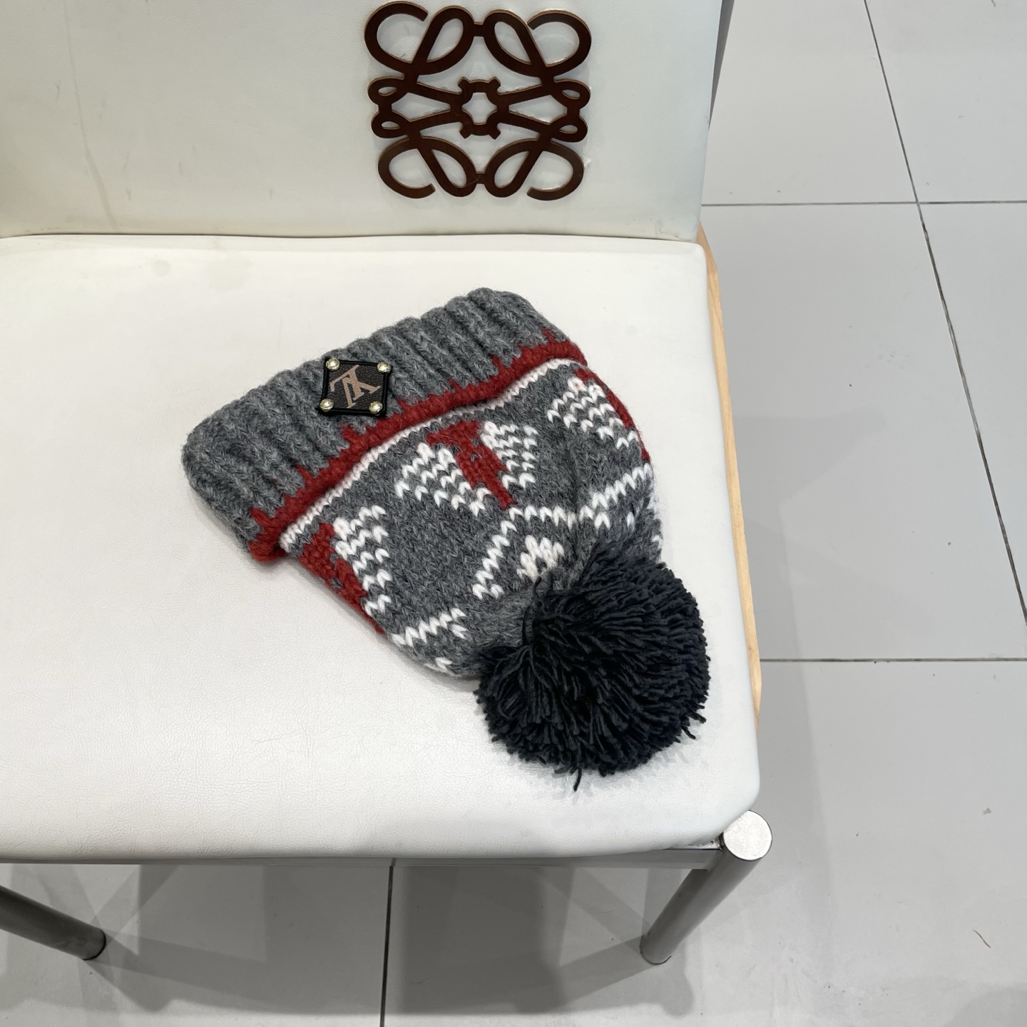 Lv路易威登复古提花毛球针织帽子女2025新款秋冬季保暖护耳显脸小防寒毛线帽