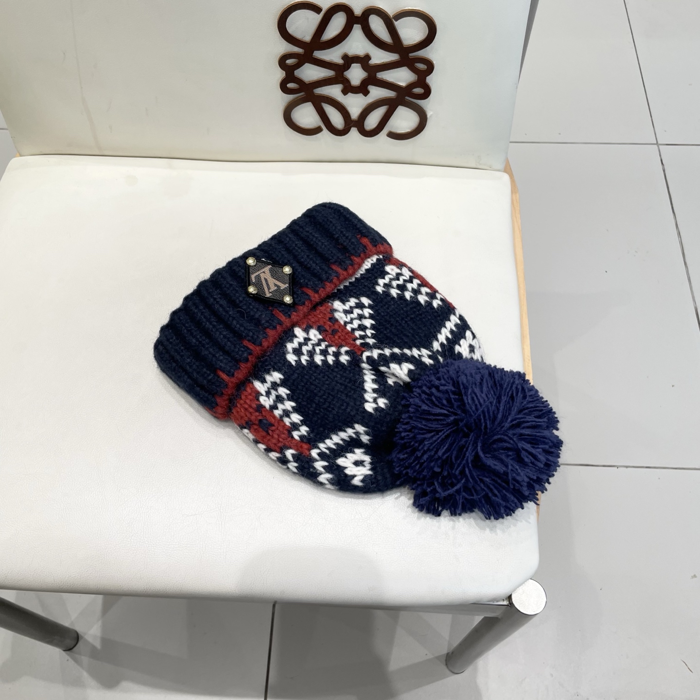 Lv路易威登复古提花毛球针织帽子女2025新款秋冬季保暖护耳显脸小防寒毛线帽