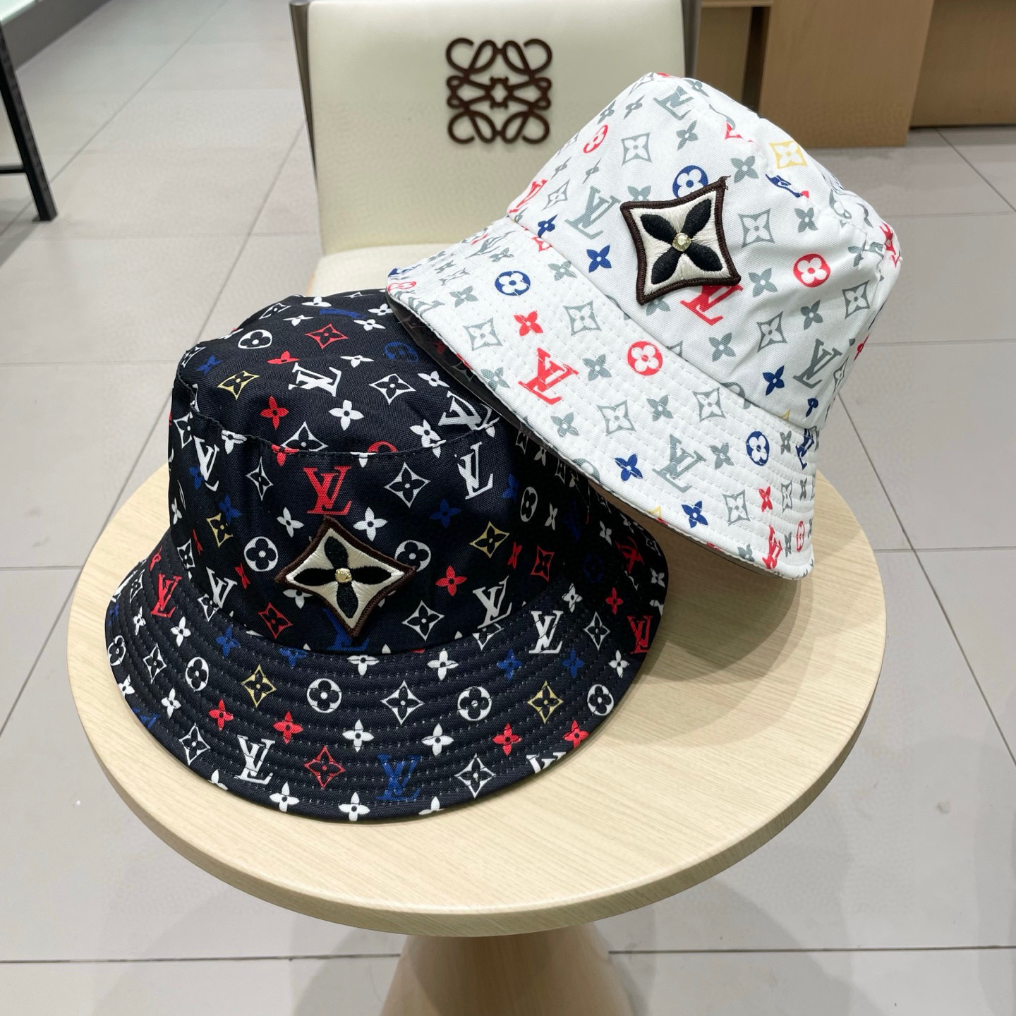 LV新款渔夫帽，老花字头围57cm