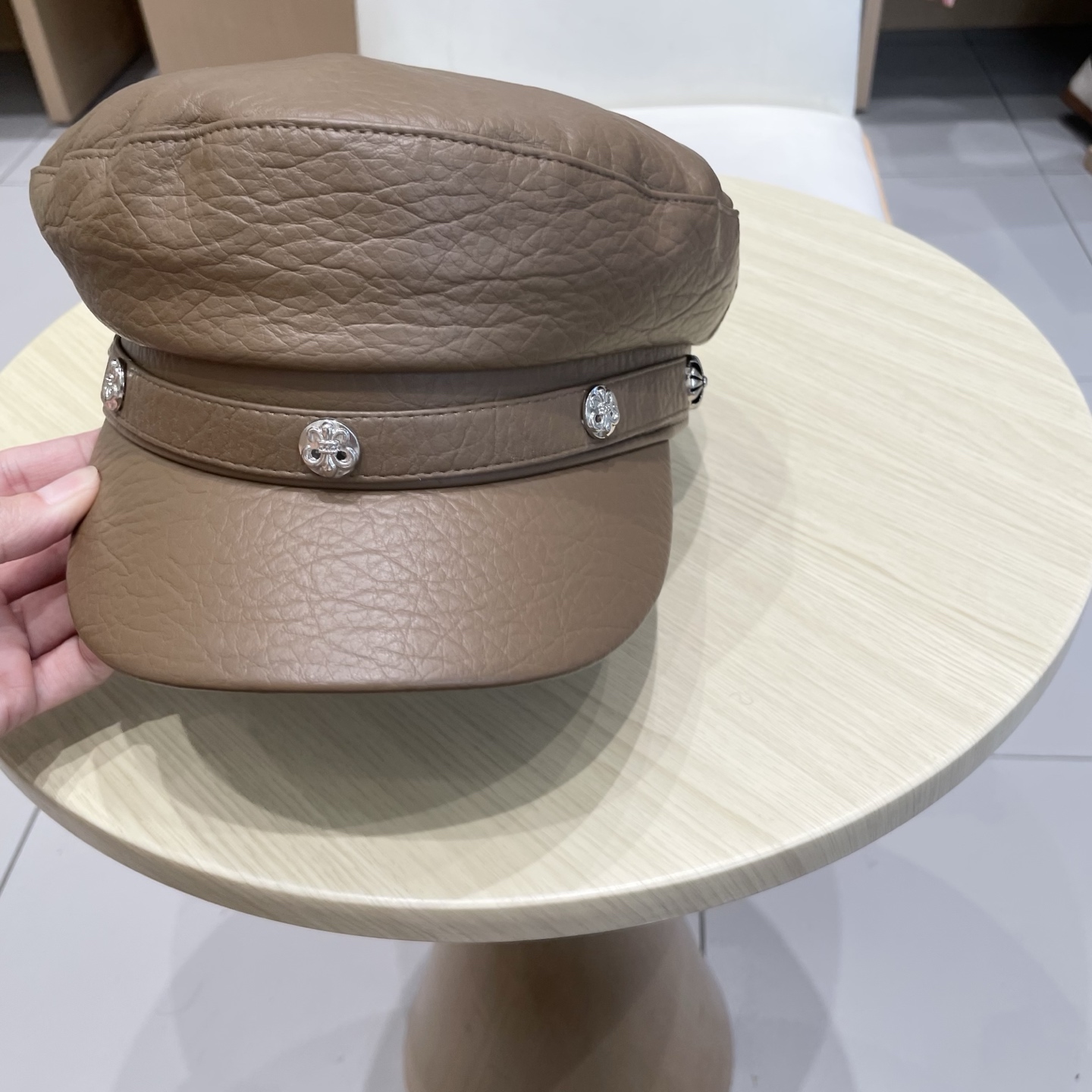 Chrome Hearts春秋冬季真皮帽子男女士情侣同款保暖薄款平顶帽鸭舌帽