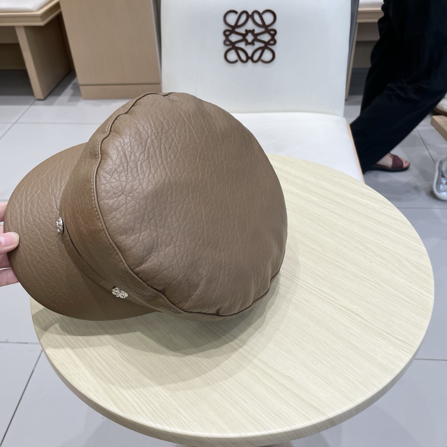 Chrome Hearts春秋冬季真皮帽子男女士情侣同款保暖薄款平顶帽鸭舌帽