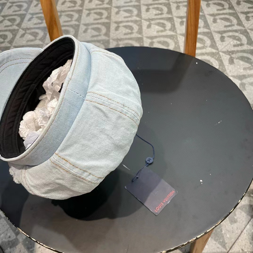 LouiVuittonLV路易威登复古水洗做旧八角牛仔布贝雷帽子女春夏季破洞大头围显脸小贝雷帽