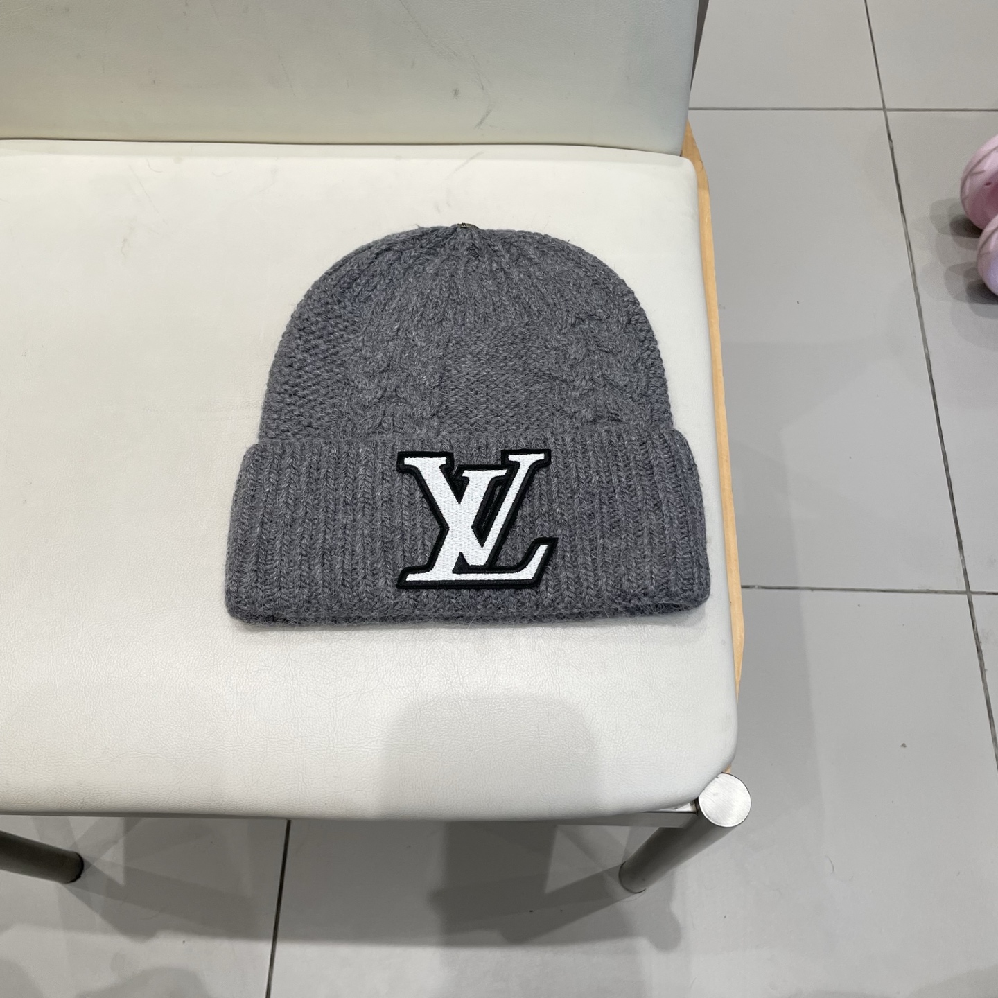 NO:580589,LV Louis Vuitton autumn and winter new knitted wool hat, warm wool hat, 70 wool 30 rabbit fur, multi-color hat, fisherman hat, baseball cap knitted hat, hat, louis vuitton, louis vuitton, espadrilles, hats19860909LV路易威登 秋冬新款针织羊毛帽,保暖毛线帽,70羊毛30兔毛,跑量多色帽子渔夫帽棒球帽针织帽,帽子,louis vuitton,louis vuitton,espadrilles,hats,hat