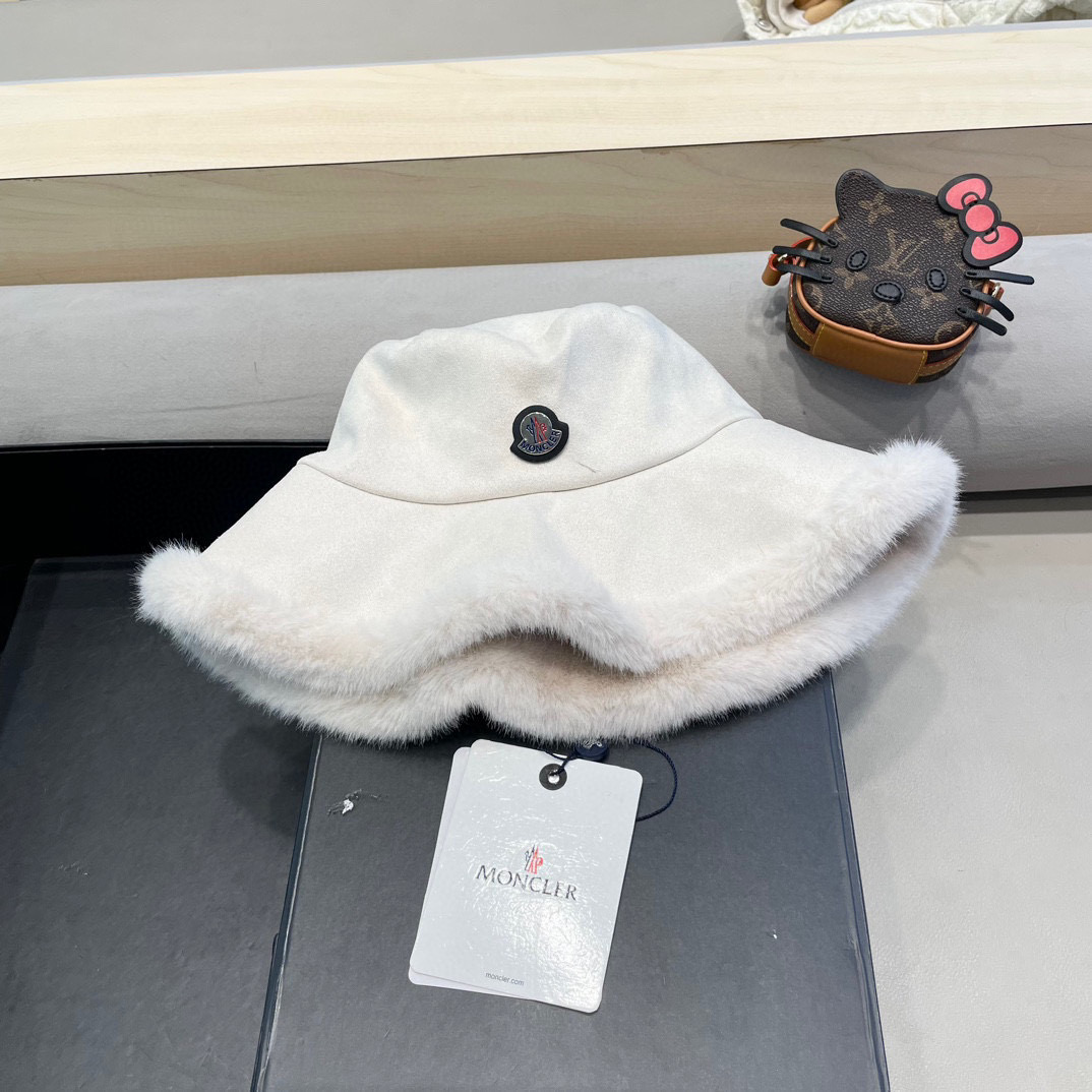 蒙口Moncler大檐加绒渔夫帽子女秋冬保暖毛绒帽护耳百搭加厚盆帽
