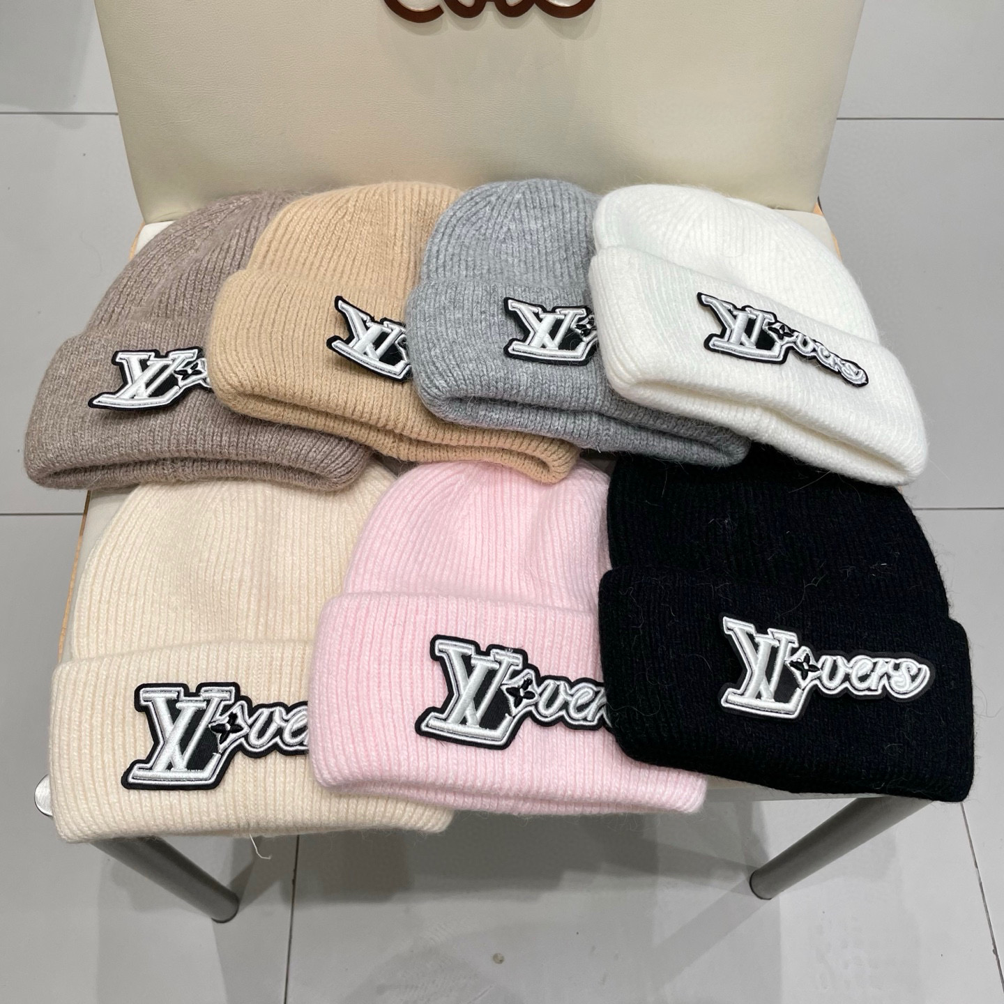 LV 路易威登 2025秋冬新款毛线帽，男女款针织帽