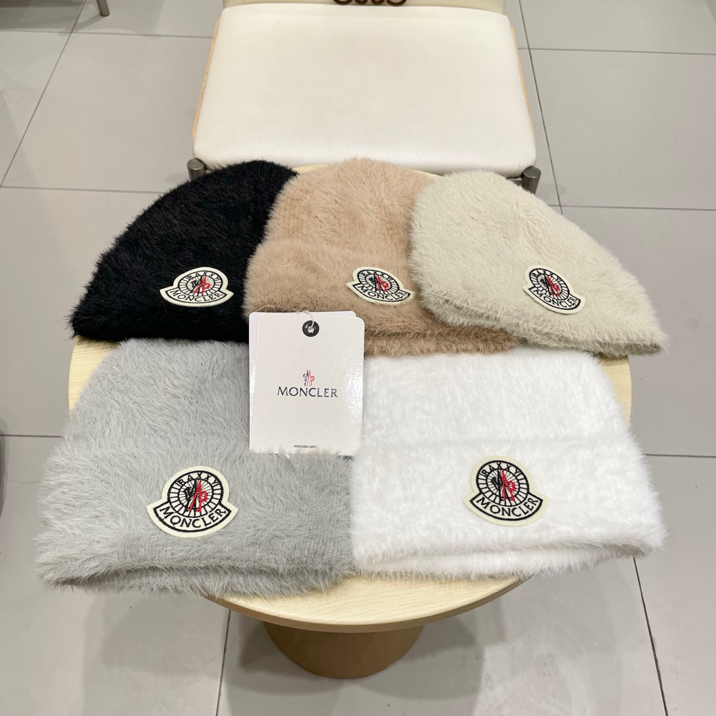 蒙口Moncler盟可睐2025早秋冬款经典针织帽，原单复刻.非常柔软亲肤，弹性很好💓有质感又非常百搭的