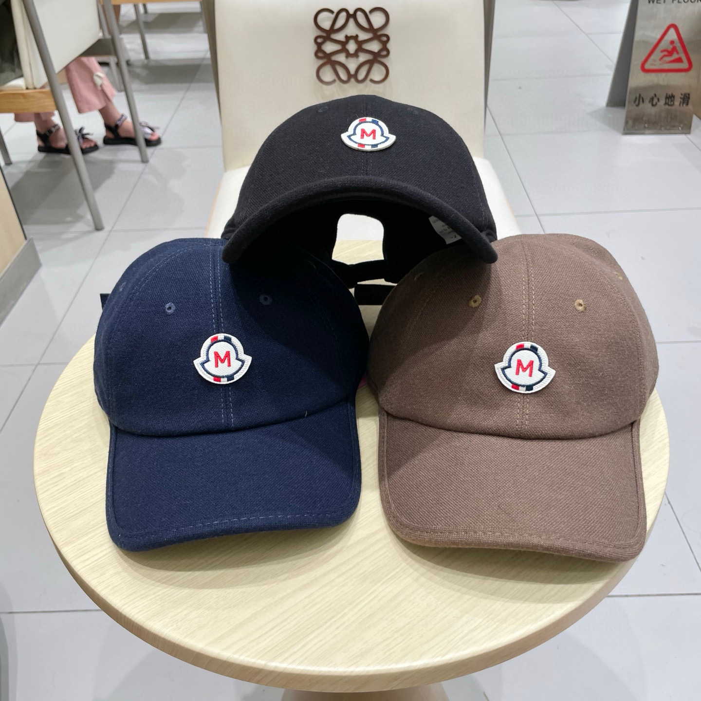 蒙口MONCLER 秋冬新款羊毛棒球帽，年轻时尚潮人穿搭色系，视觉效果超强，立体字母，好看有质感！