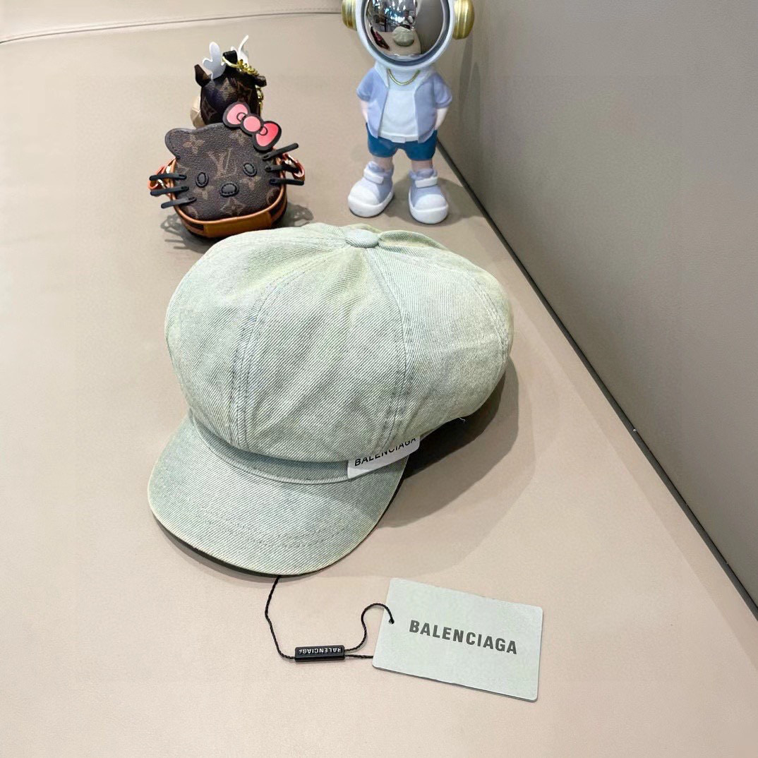 巴黎世家新款牛仔八角贝雷帽，简约精致百搭八角时尚休闲款，定制的帽框很好戴呀！闭眼入手都不踩雷的一款！头围