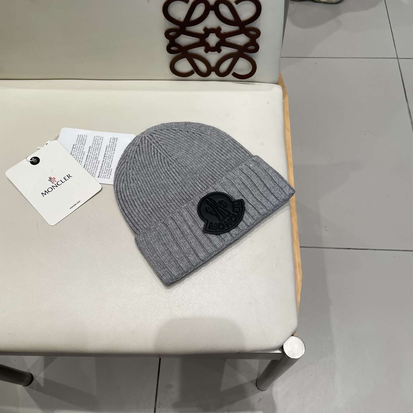 蒙口Moncler盟可睐💥针织帽，原单复刻.非常柔软亲肤，弹性很好💓有质感又非常百搭的款式~保暖的 羊绒