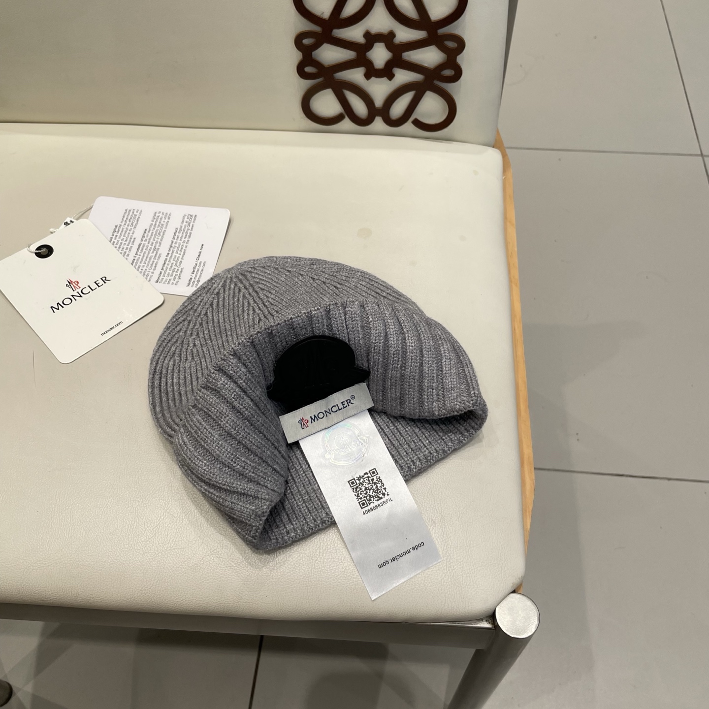 蒙口Moncler盟可睐💥针织帽，原单复刻.非常柔软亲肤，弹性很好💓有质感又非常百搭的款式~保暖的 羊绒
