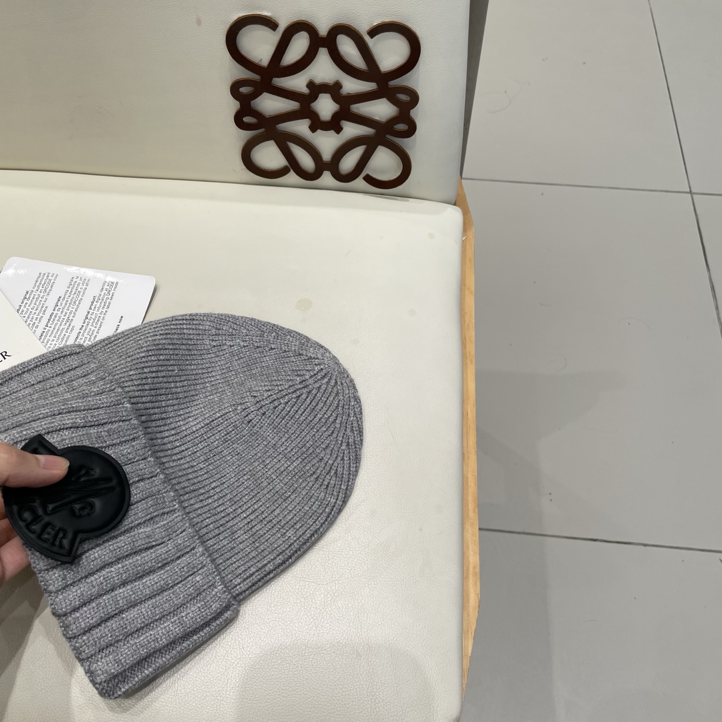 蒙口Moncler盟可睐💥针织帽，原单复刻.非常柔软亲肤，弹性很好💓有质感又非常百搭的款式~保暖的 羊绒