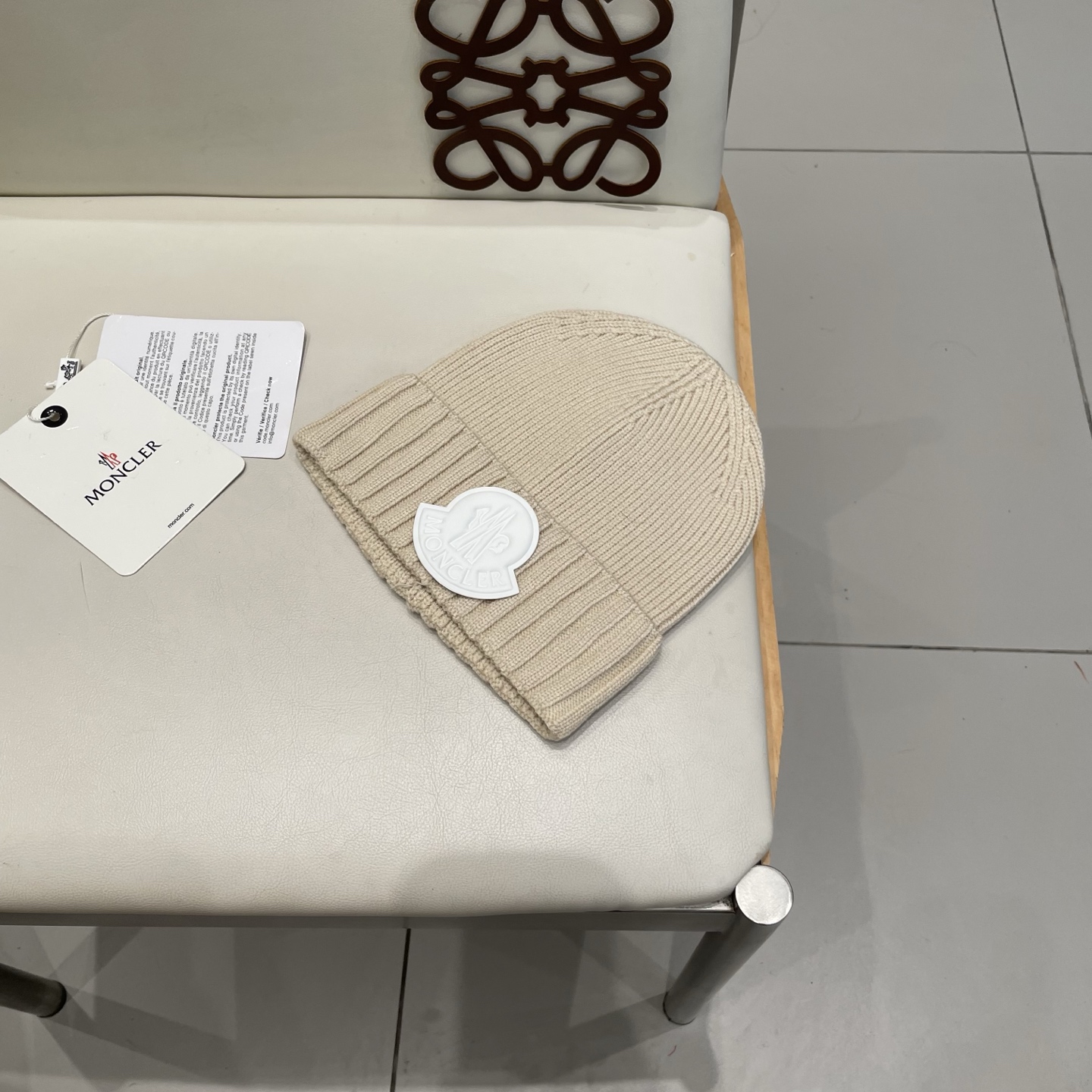 蒙口Moncler盟可睐💥针织帽，原单复刻.非常柔软亲肤，弹性很好💓有质感又非常百搭的款式~保暖的 羊绒