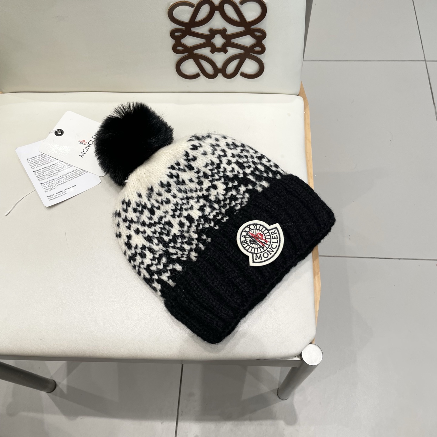 蒙口Moncler盟可睐2025新款提花毛线帽子女秋冬季护耳保暖可爱毛球针织帽大头围冷帽