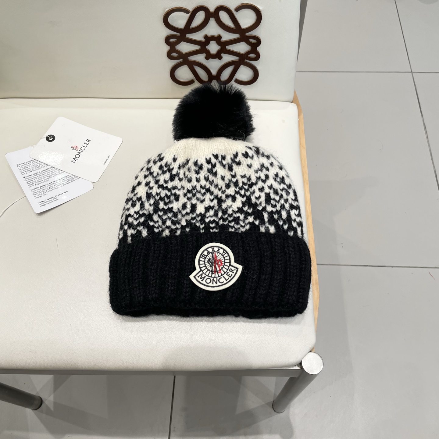 蒙口Moncler盟可睐2025新款提花毛线帽子女秋冬季护耳保暖可爱毛球针织帽大头围冷帽