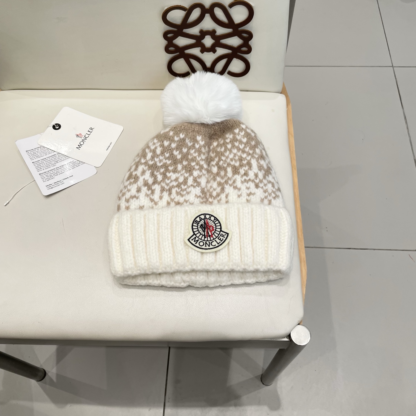 蒙口Moncler盟可睐2025新款提花毛线帽子女秋冬季护耳保暖可爱毛球针织帽大头围冷帽