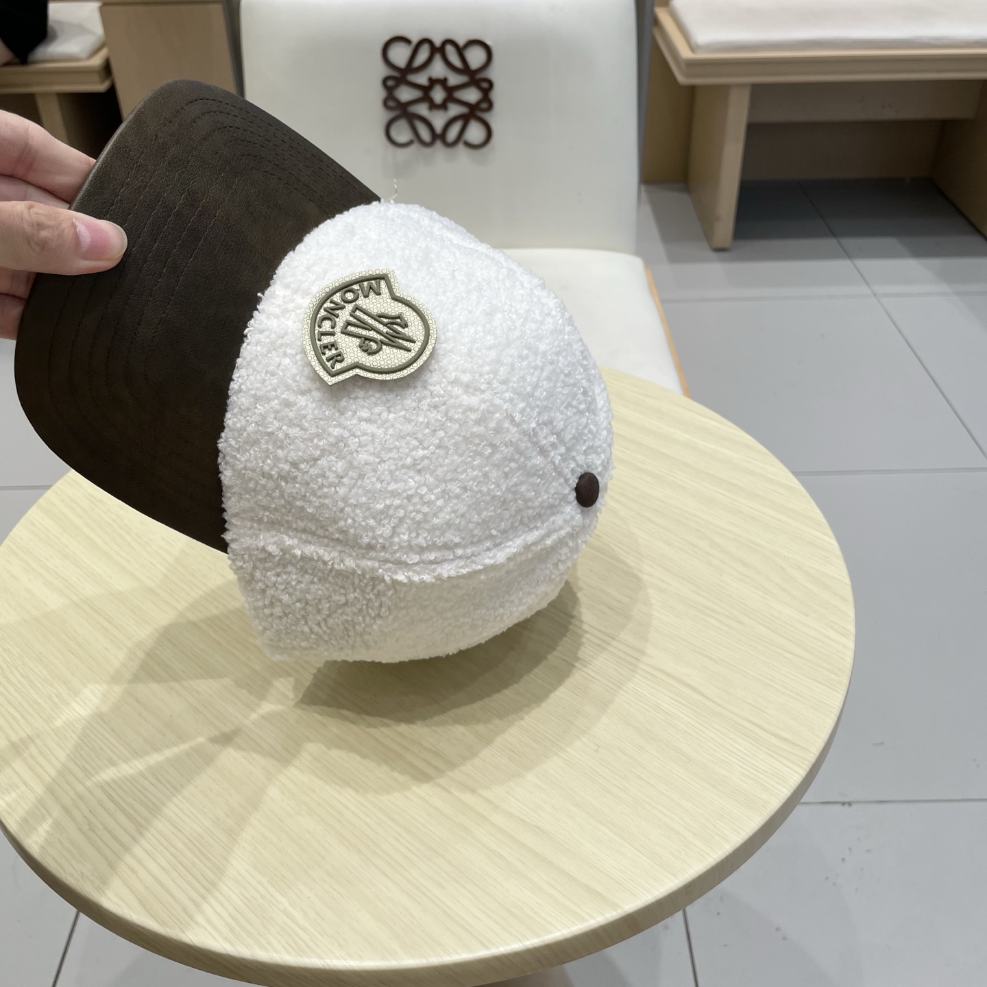 蒙口Moncler盟可睐秋冬羊羔毛棒球帽定制版美拉德色系！​