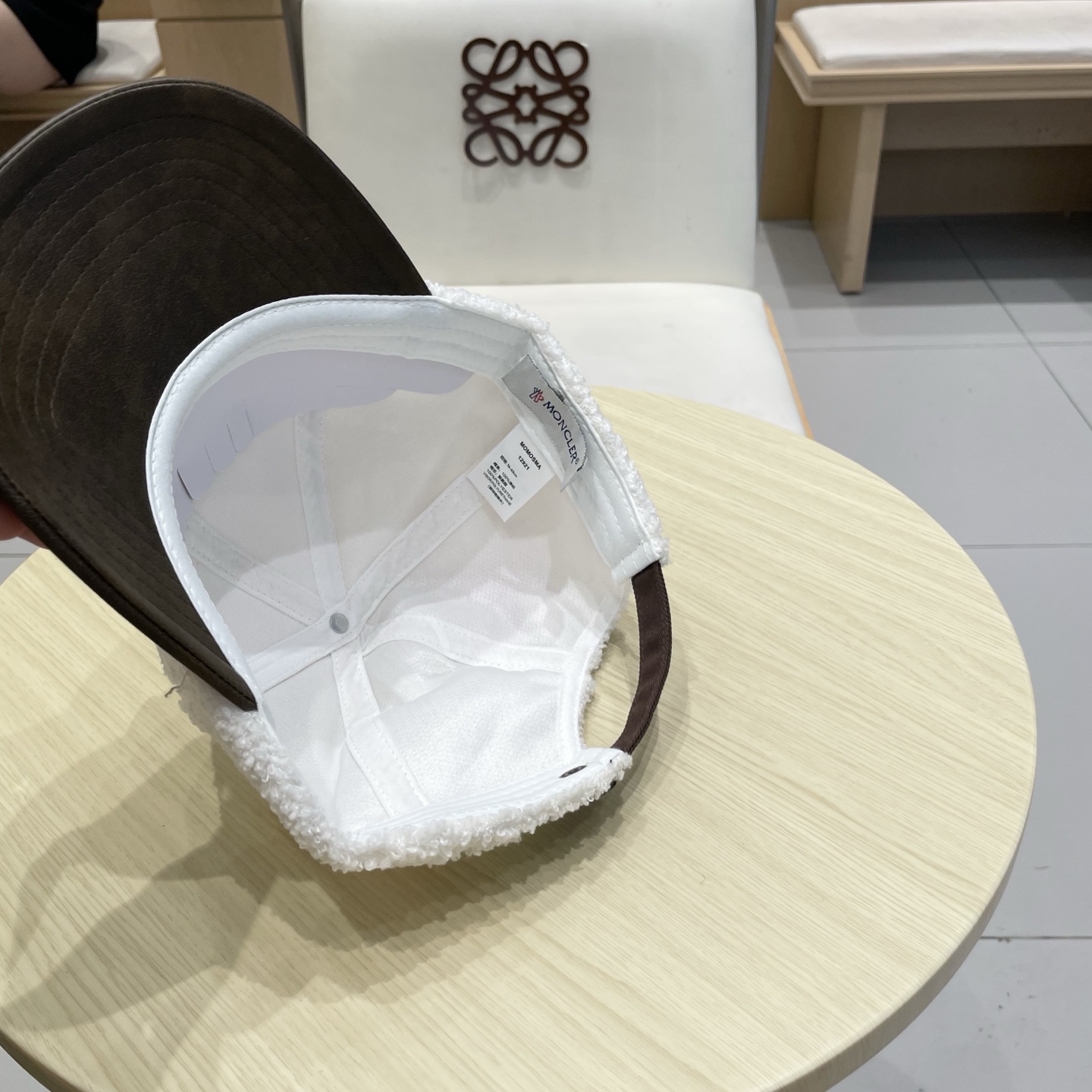 蒙口Moncler盟可睐秋冬羊羔毛棒球帽定制版美拉德色系！​