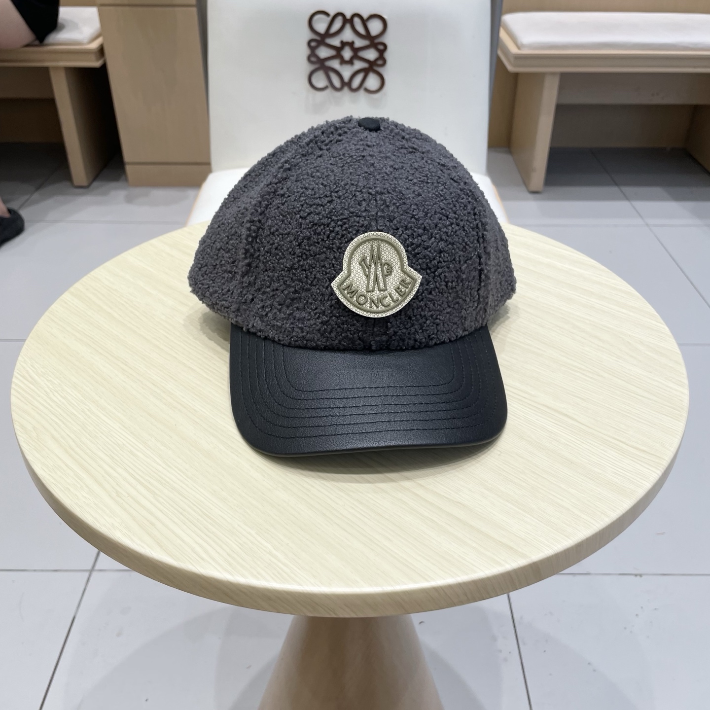 蒙口Moncler盟可睐秋冬羊羔毛棒球帽定制版美拉德色系！​