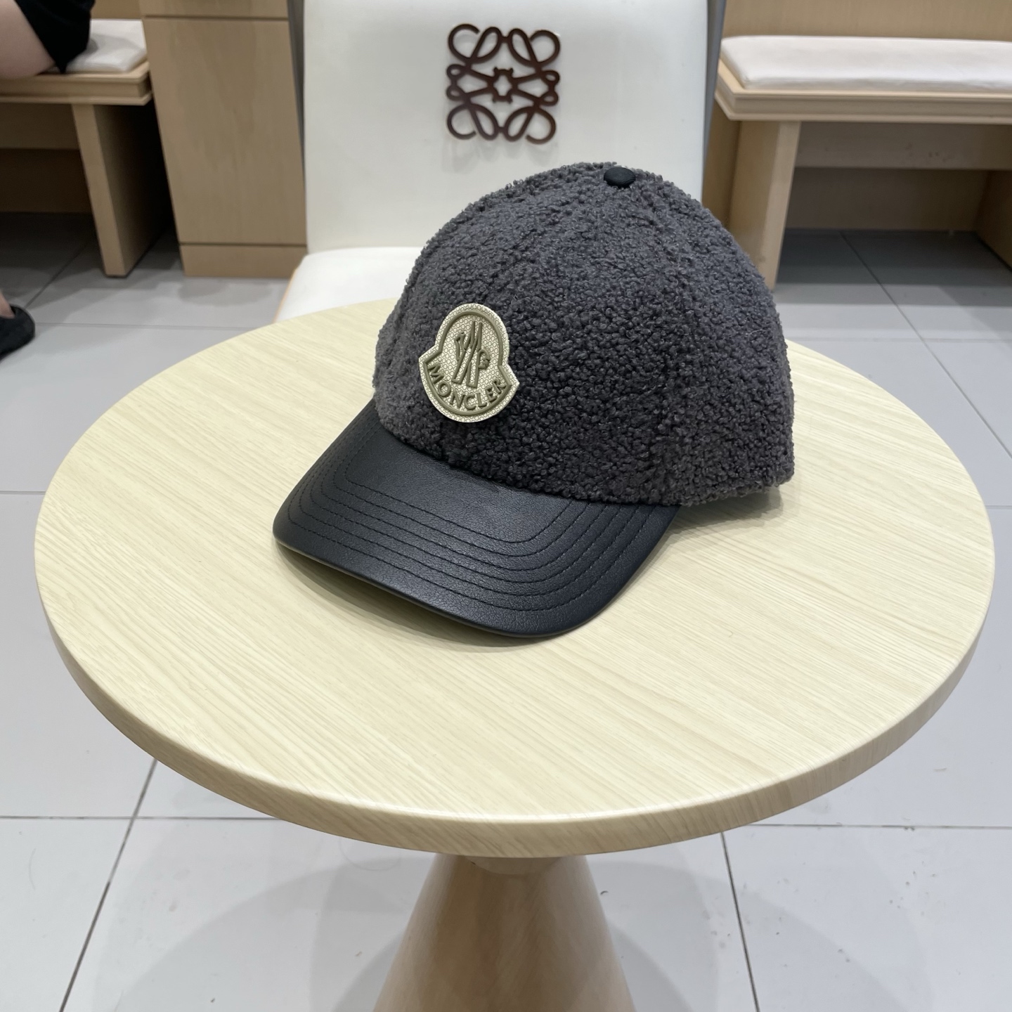 蒙口Moncler盟可睐秋冬羊羔毛棒球帽定制版美拉德色系！​