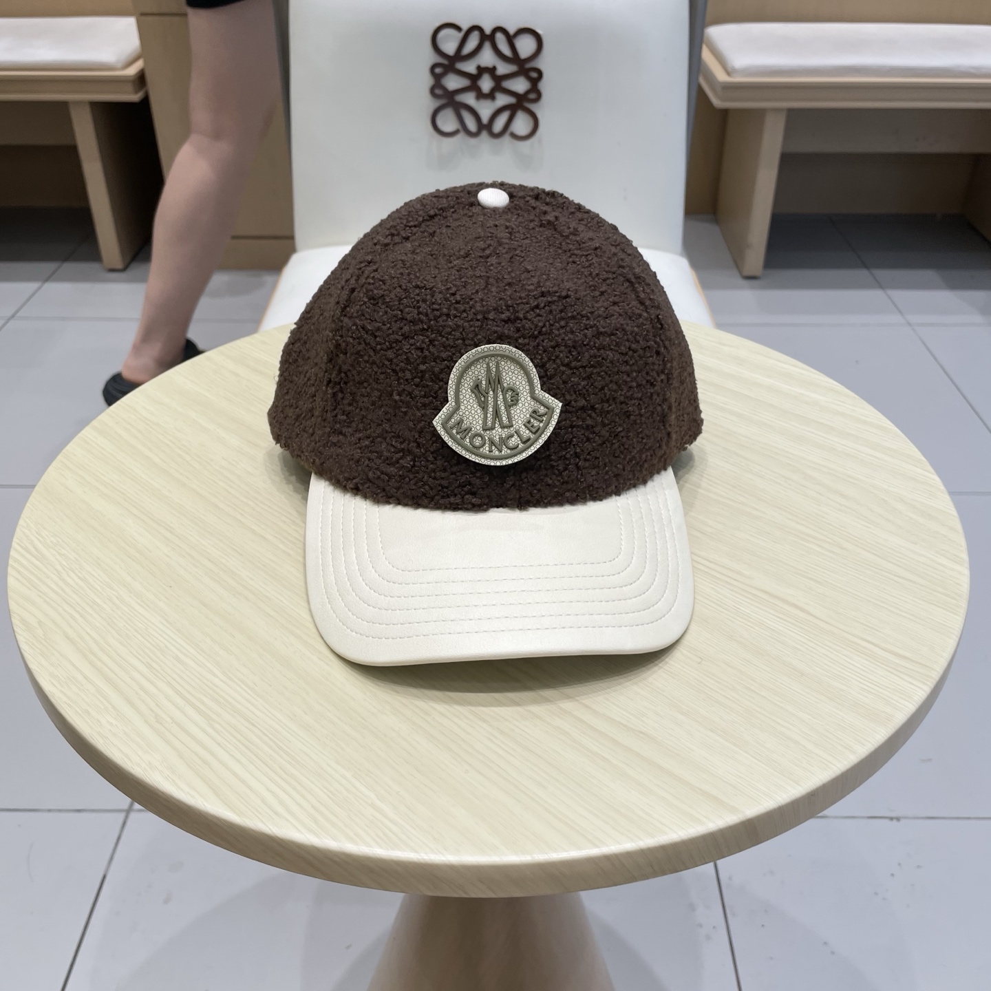 蒙口Moncler盟可睐秋冬羊羔毛棒球帽定制版美拉德色系！​