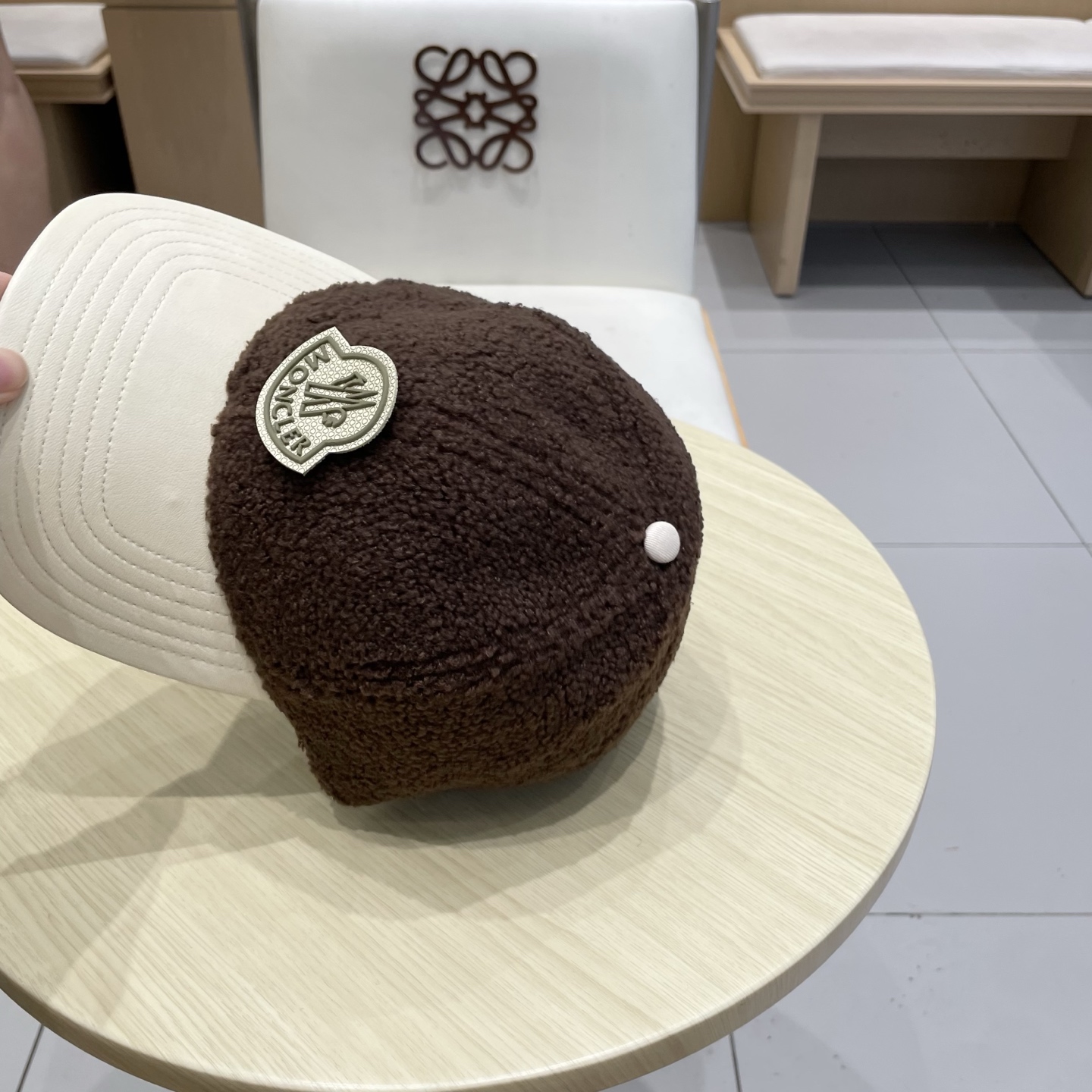 蒙口Moncler盟可睐秋冬羊羔毛棒球帽定制版美拉德色系！​