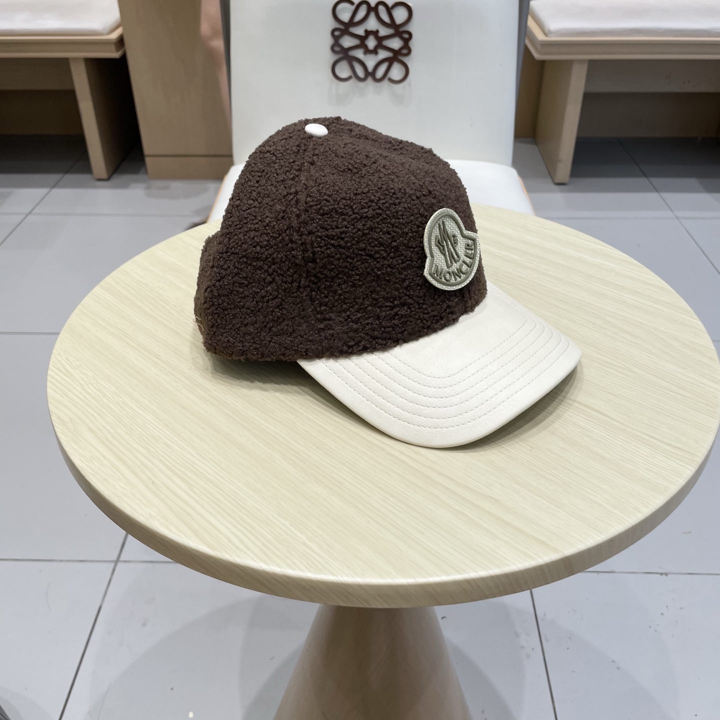 蒙口Moncler盟可睐秋冬羊羔毛棒球帽定制版美拉德色系！​