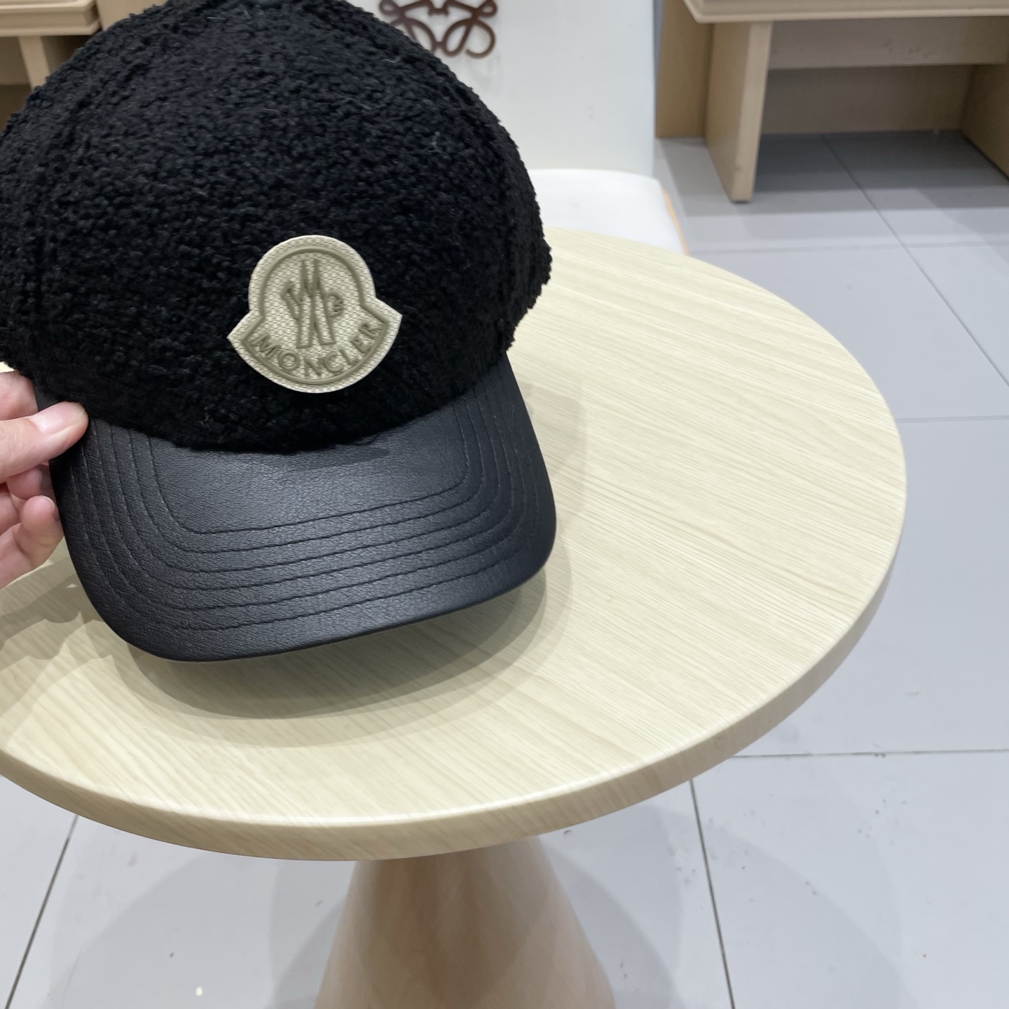 蒙口Moncler盟可睐秋冬羊羔毛棒球帽定制版美拉德色系！​