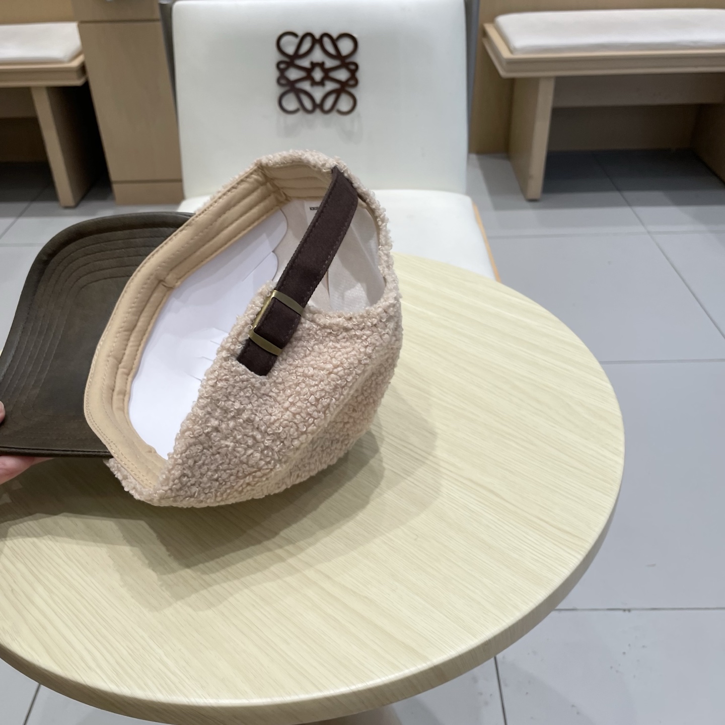 蒙口Moncler盟可睐秋冬羊羔毛棒球帽定制版美拉德色系！​