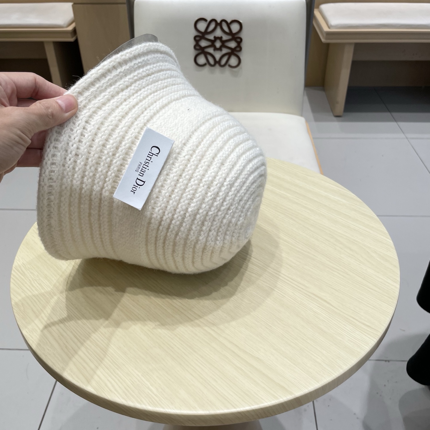 DIOR迪奥2025休闲加厚针织渔夫帽女大头围百搭秋冬防风栗子色毛线盆帽