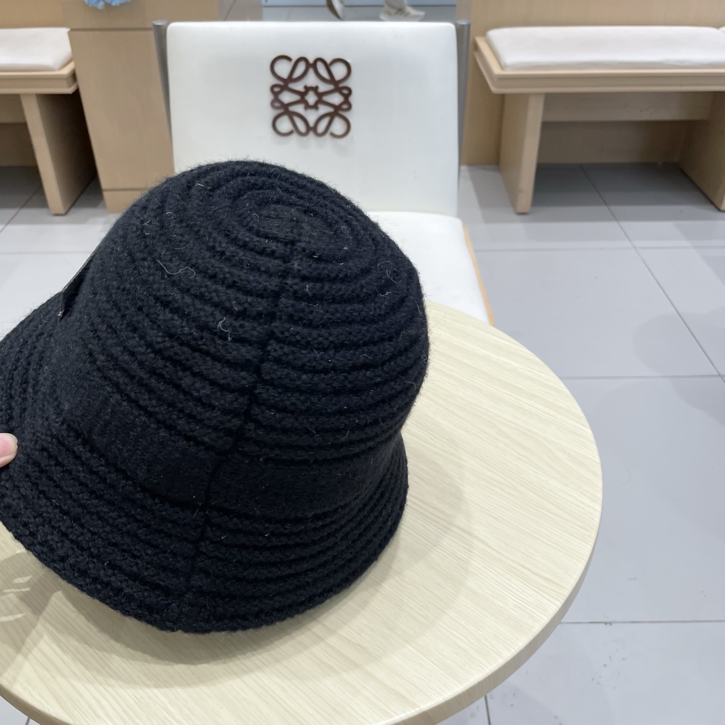 DIOR迪奥2025休闲加厚针织渔夫帽女大头围百搭秋冬防风栗子色毛线盆帽