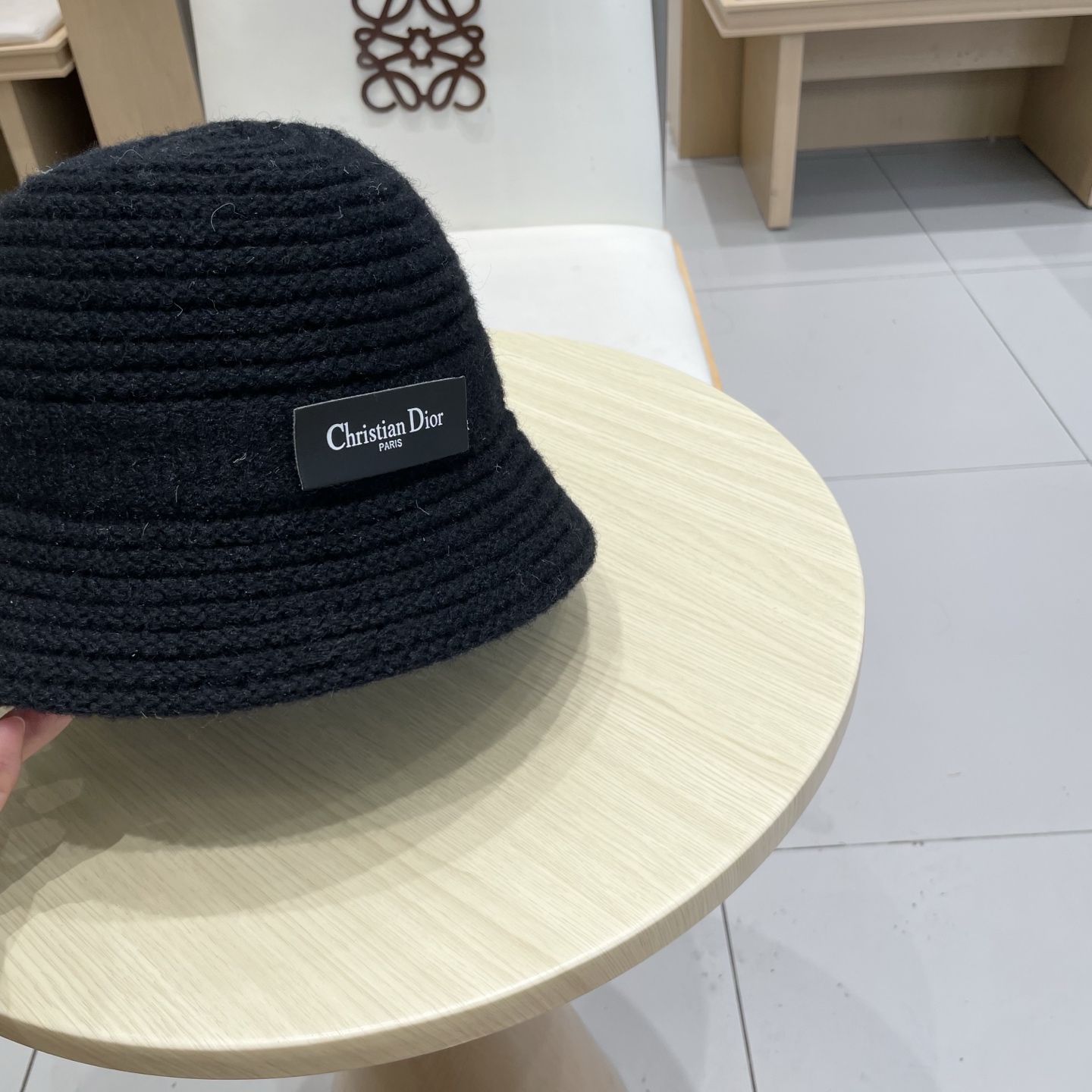 DIOR迪奥2025休闲加厚针织渔夫帽女大头围百搭秋冬防风栗子色毛线盆帽